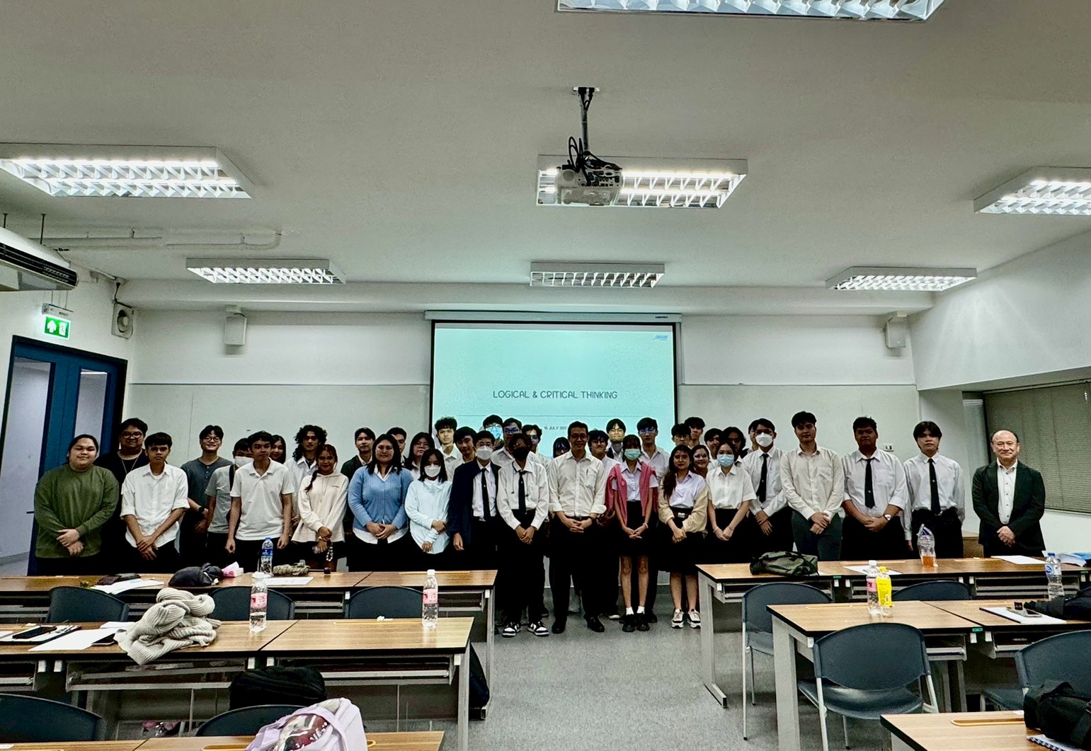 กิจกรรมเตรียมความพร้อมฝึกงานในญี่ปุ่น โครงการ AOTS: บรรยายในหัวข้อ Logical and Critical Thinking